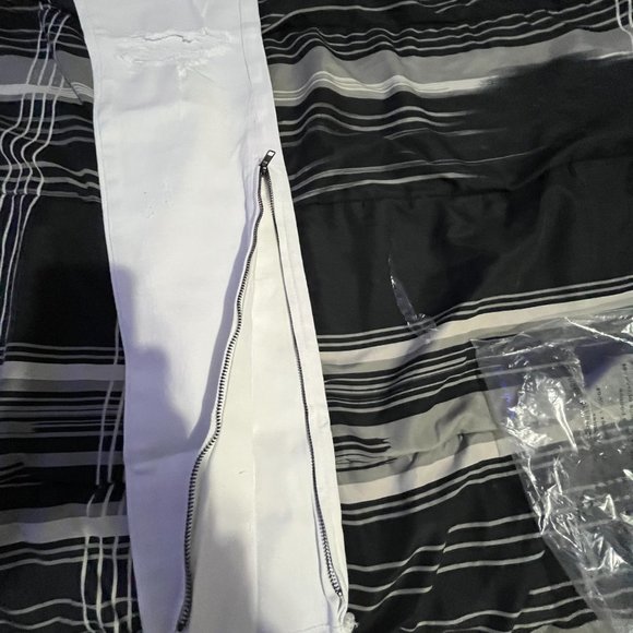 Rockstar Jeans!! BRAND NEW WITH TAGS!! - Picture 5 of 5